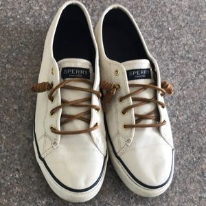 Sperry sneaker shoes